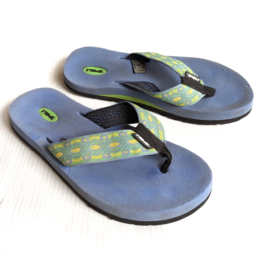 TEVA women's flip-flops sandals blue with green and yellow strap Size 8